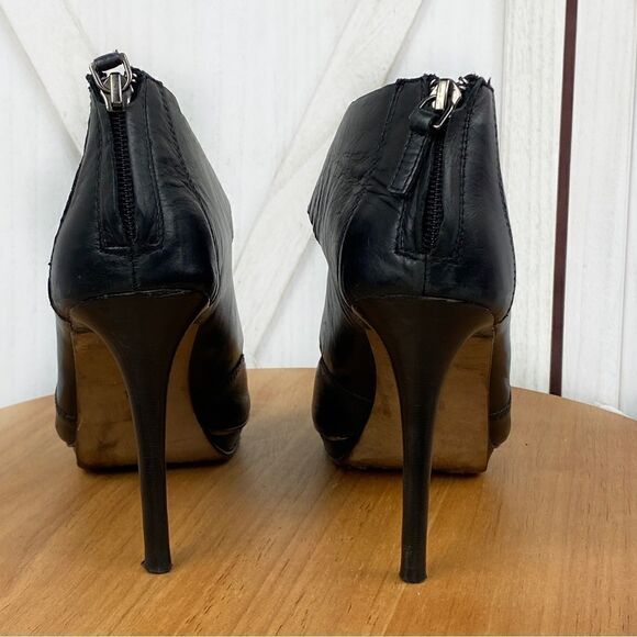 Classiques Entier Strappy Cutouts Peep Toe Leather Bootie Heels Black 7.5 - Picture 8 of 12